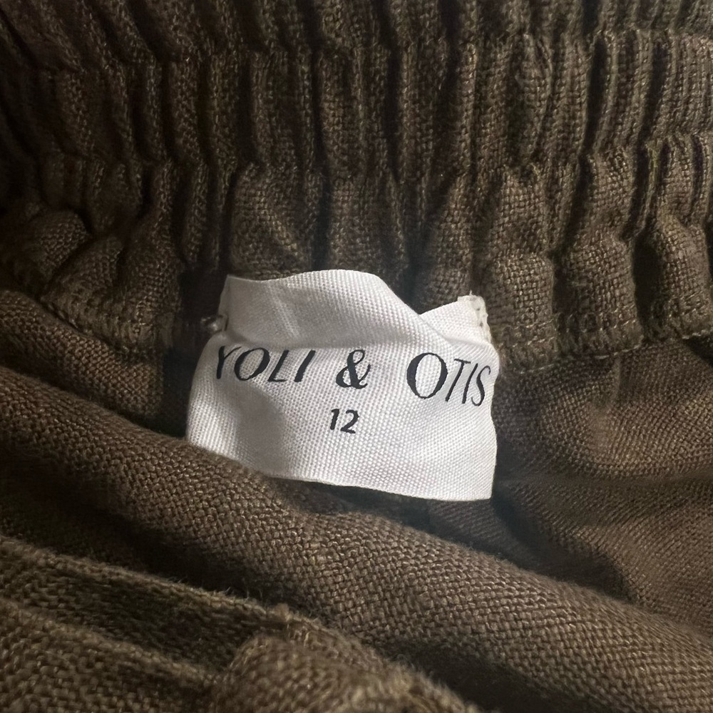 Yoli & Otis Maggie Linen Shorts - Picture 5 of 8